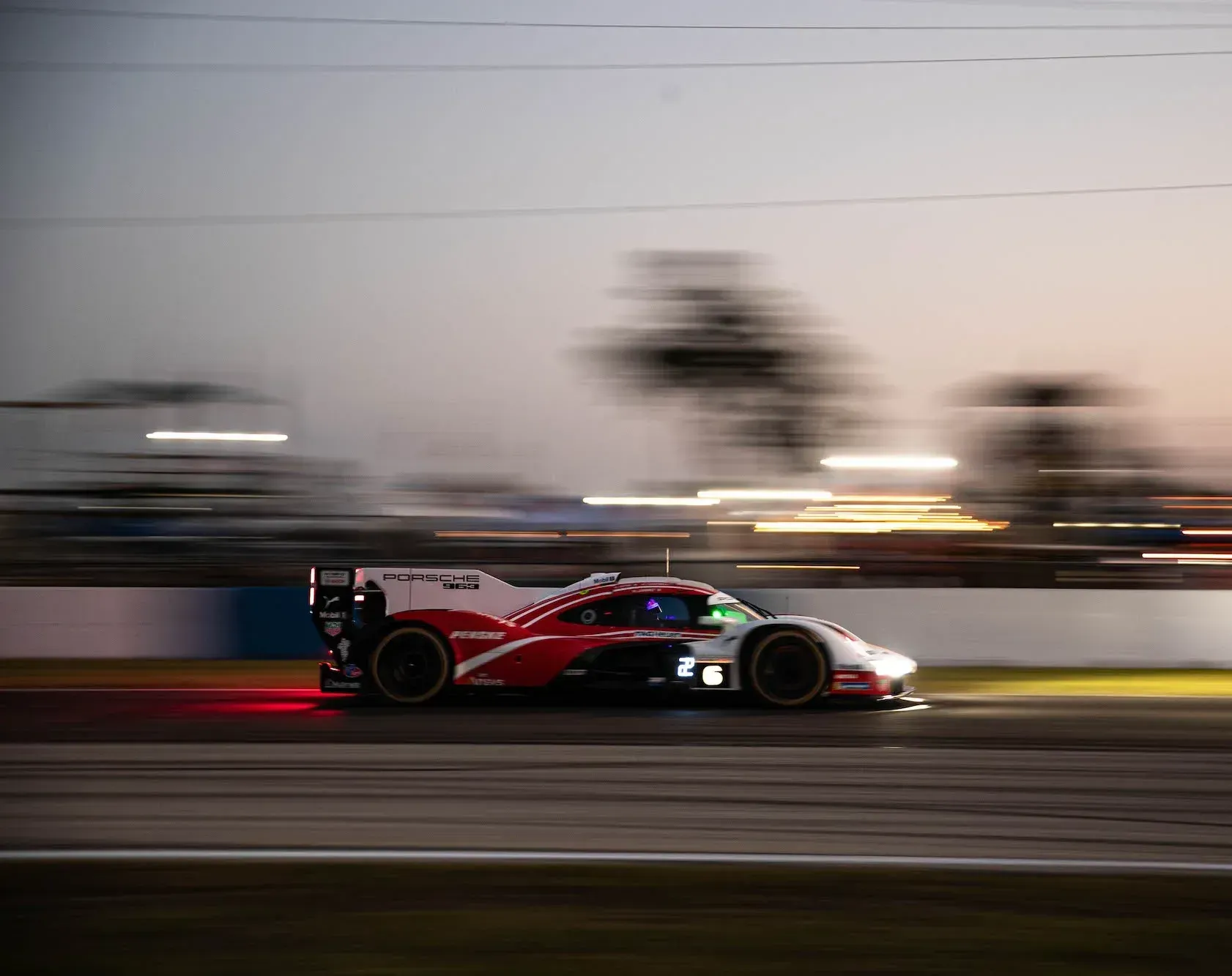 SEBRING: BMW on pole but Porsche top long runs