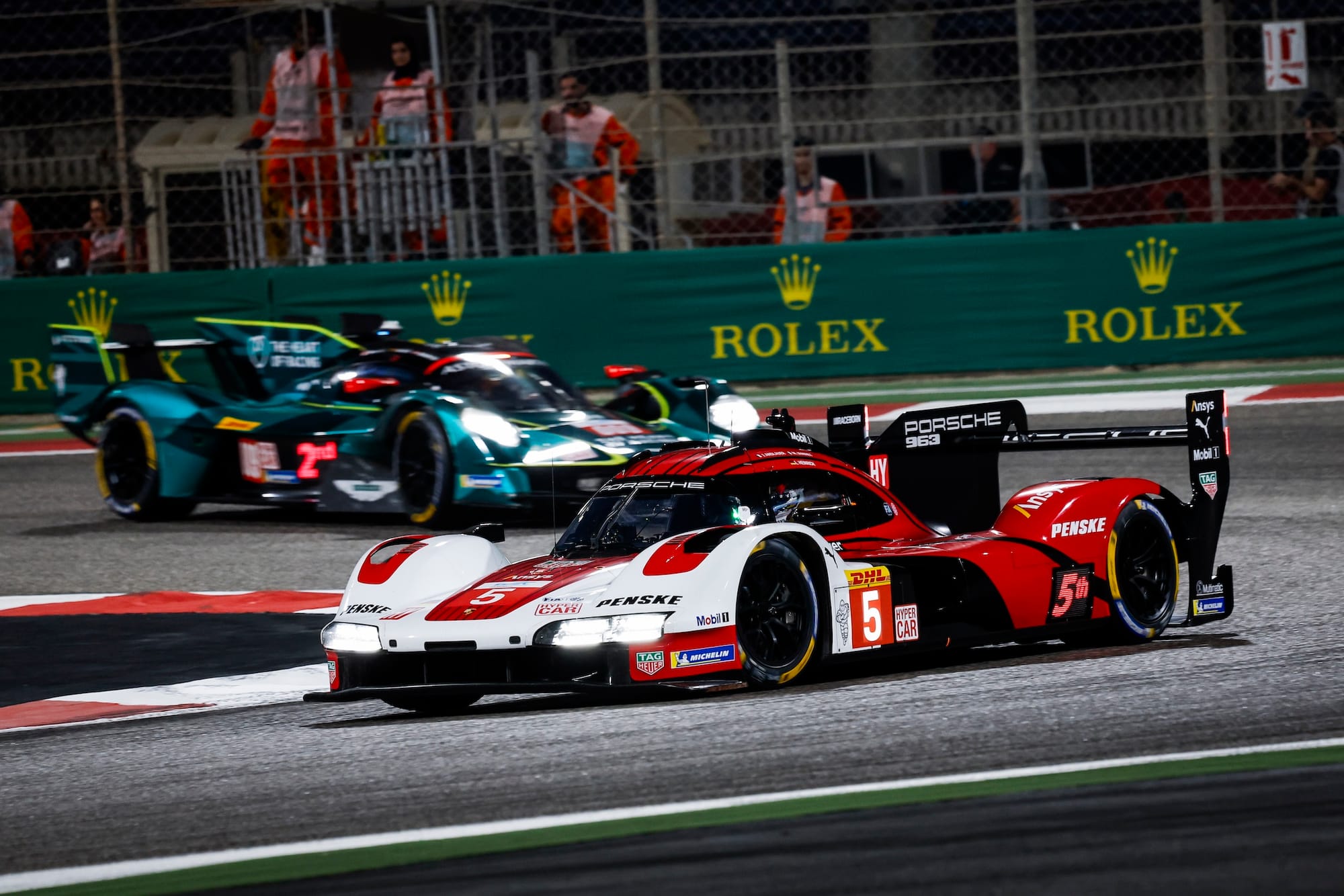 Bahrain practice analysis: Championship challengers close on pace